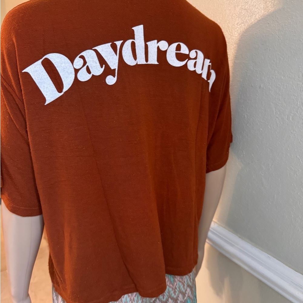 Daydream Rust T-Shirt - Picture 6 of 6